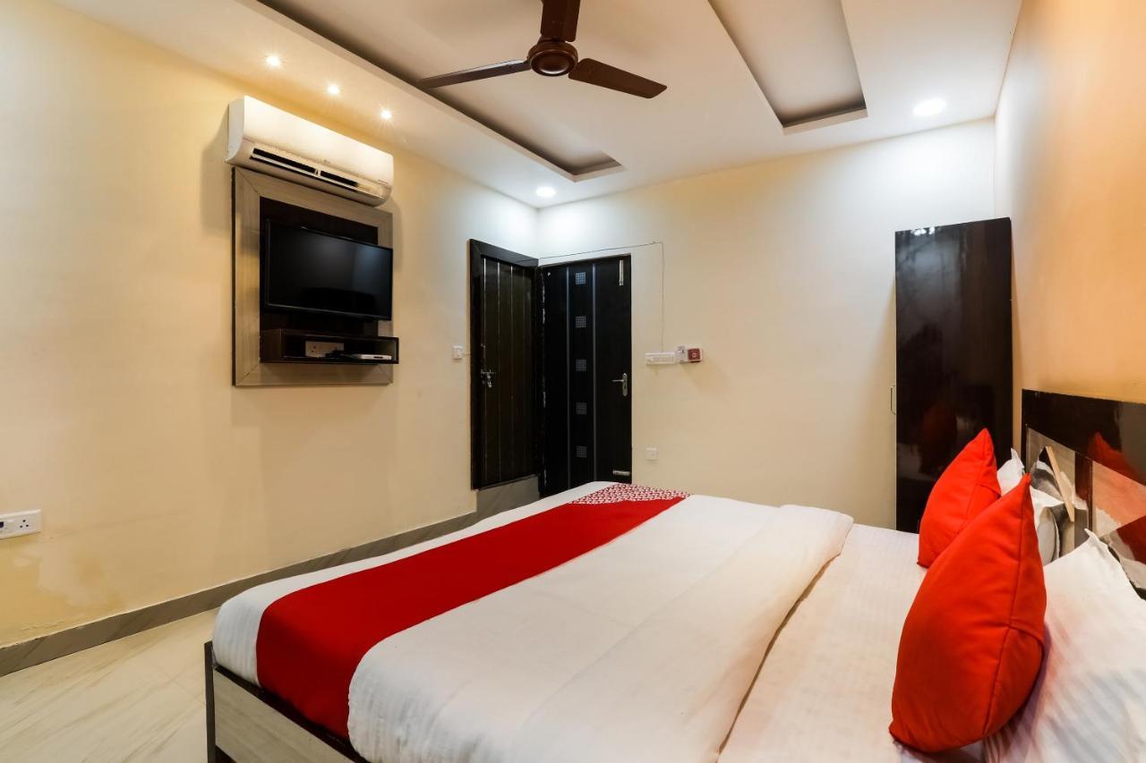 Oyo Flagship Krishna Regency Near Chaudhary Charan Singh International Airport Hotel Bijnaur Exterior foto