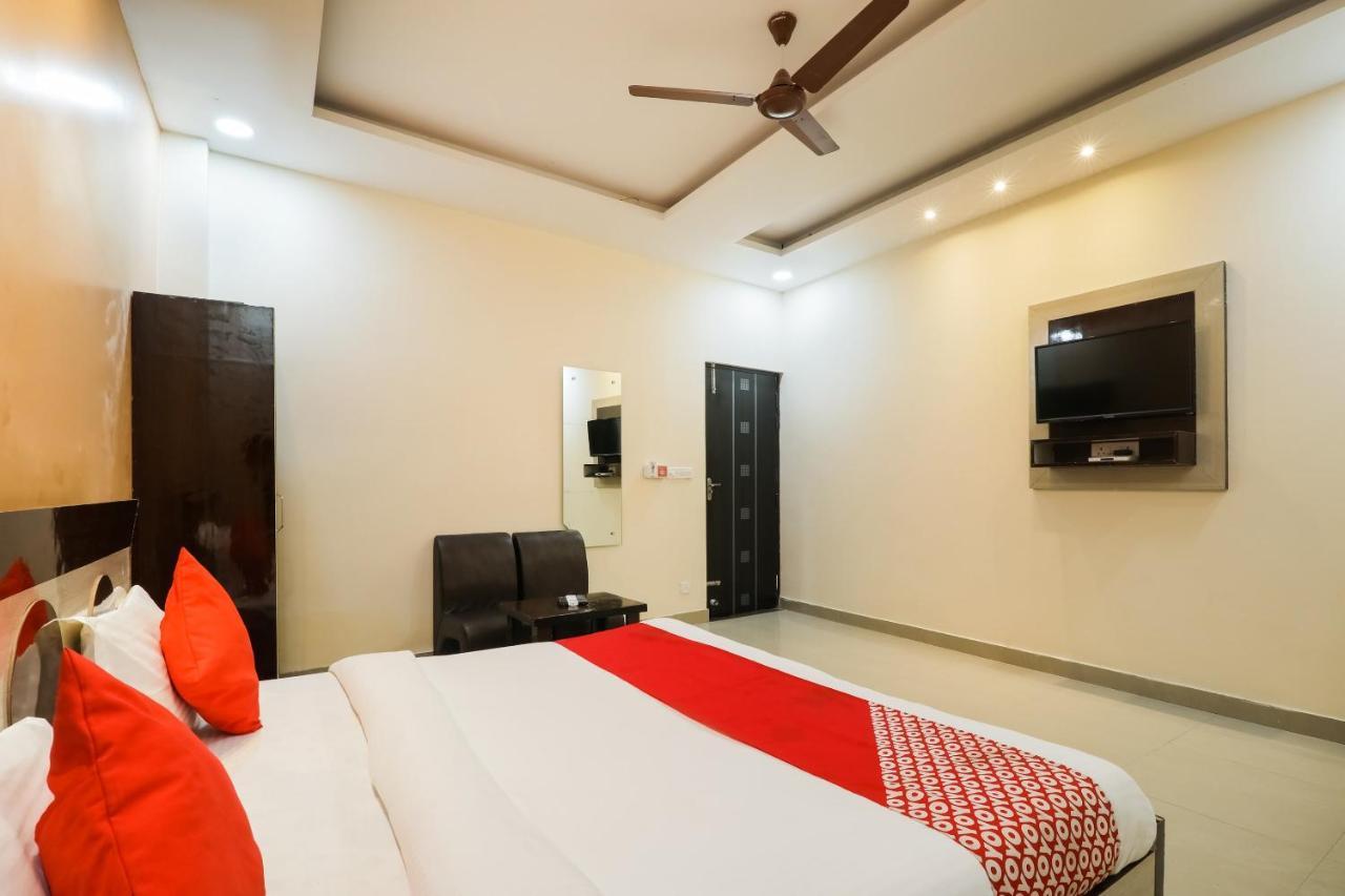 Oyo Flagship Krishna Regency Near Chaudhary Charan Singh International Airport Hotel Bijnaur Exterior foto